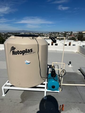 INSTALACION DE ROTOPLAS TINACO